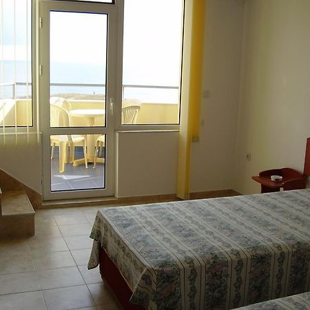 Hotel Alpina Łozenec Zewnętrze zdjęcie
