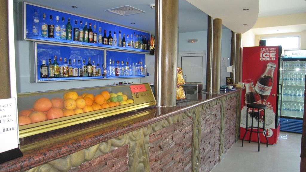 Hotel Alpina Łozenec Zewnętrze zdjęcie