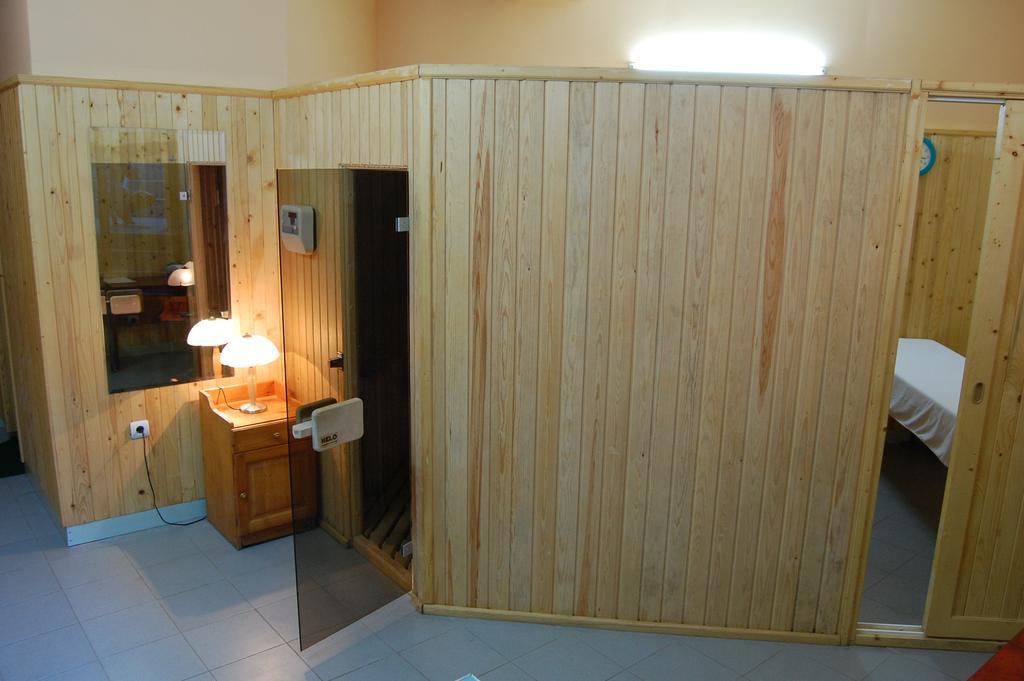 Hotel Alpina Łozenec Zewnętrze zdjęcie